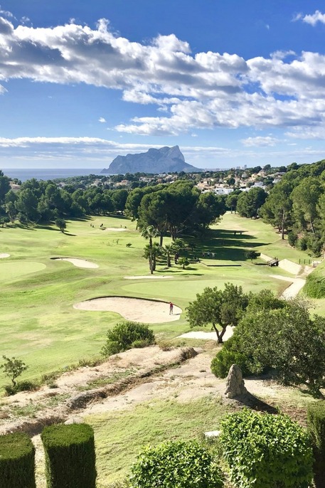 Chica Del Mar - Golf course nearby